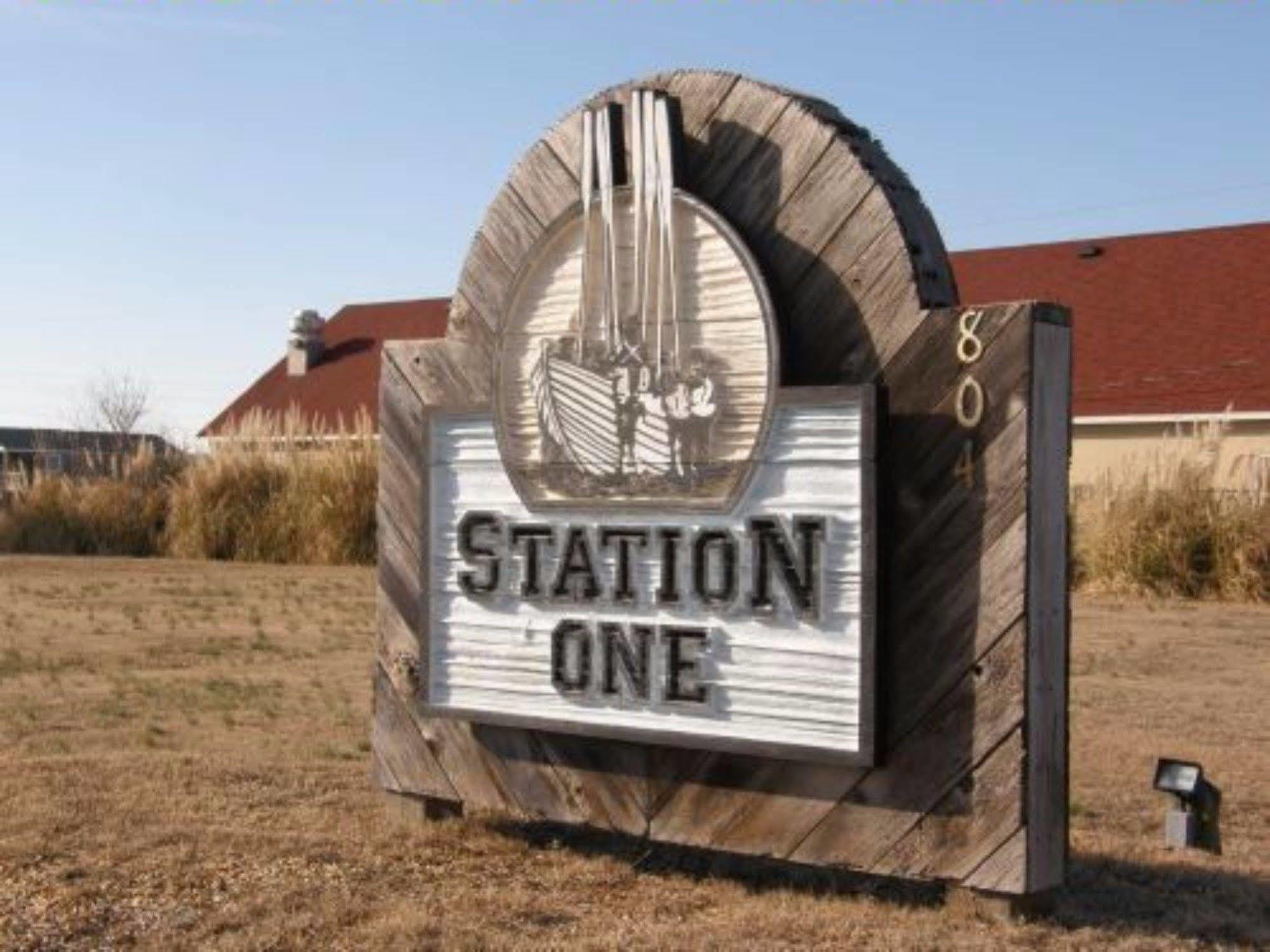 Station One By Kees Vacations Aparthotel Kill Devil Hills Exteriör bild